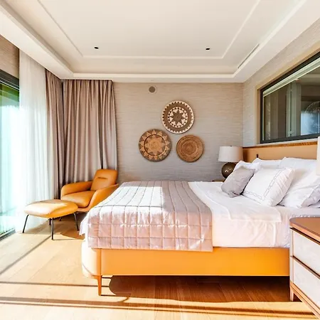 Stylish Beachfront With Pool Gym Sauna Seaview Vila *