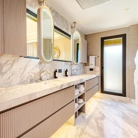 Stylish Beachfront With Pool Gym Sauna Seaview Bodrum