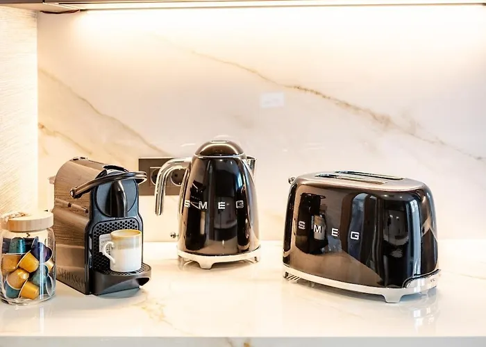 Stylish Beachfront With Pool Gym Sauna Seaview Вилла *