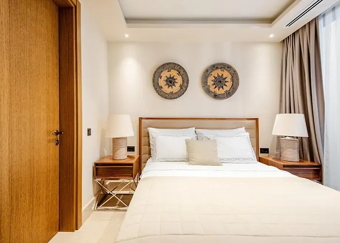 וילה Stylish Beachfront With Pool Gym Sauna Seaview *