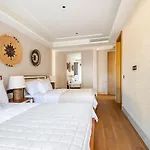 Stylish Beachfront With Pool Gym Sauna Seaview فيلة بودروم