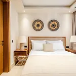 فيلة Stylish Beachfront With Pool Gym Sauna Seaview *