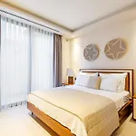 فيلة Stylish Beachfront With Pool Gym Sauna Seaview بودروم