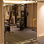 Stylish Beachfront With Pool Gym Sauna Seaview فيلة