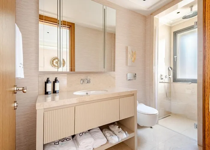 Stylish Beachfront With Pool Gym Sauna Seaview Bodrum